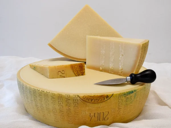 Il Parmigiano Reggiano 18 mesi (Copia) - immagine 2