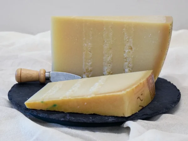 Il Parmigiano Reggiano halal 12 mesi - immagine 2