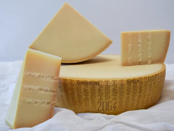 Il Parmigiano Reggiano 24 mesi (Copia) - immagine 2