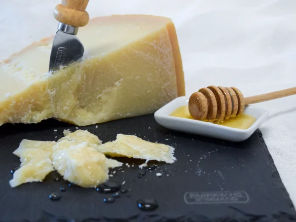 Il Parmigiano Reggiano halal 24 mesi - immagine 3