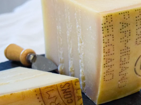 Il Parmigiano Reggiano halal 12 mesi - immagine 3