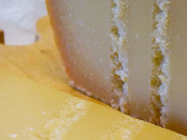 Il Parmigiano Reggiano halal 30 mesi - immagine 4